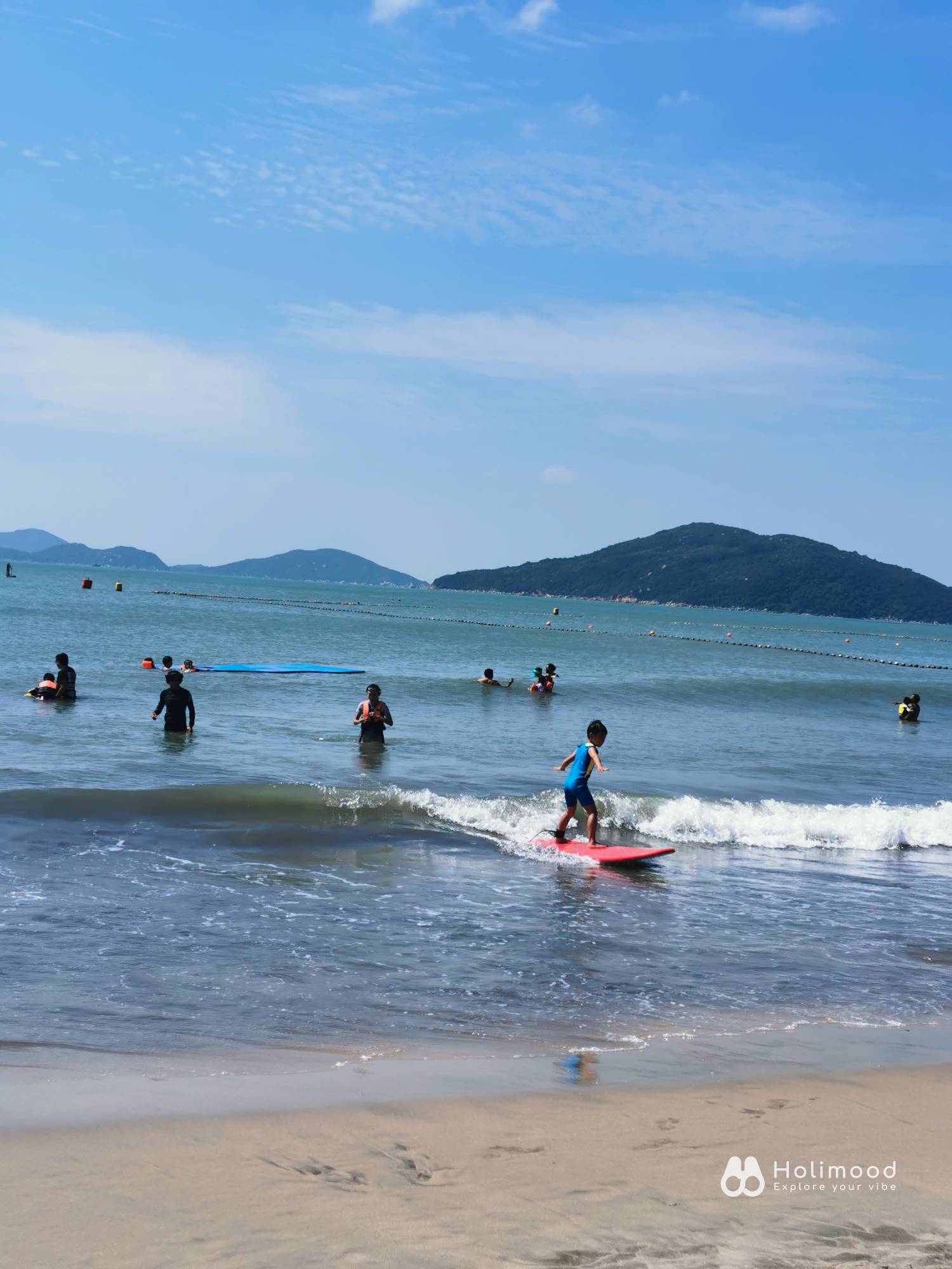 Long Coast Seasports 【Long Coast Surfing Lesson】Private/Group surfing Lesson at Cheung Sha, Lantau Island 4