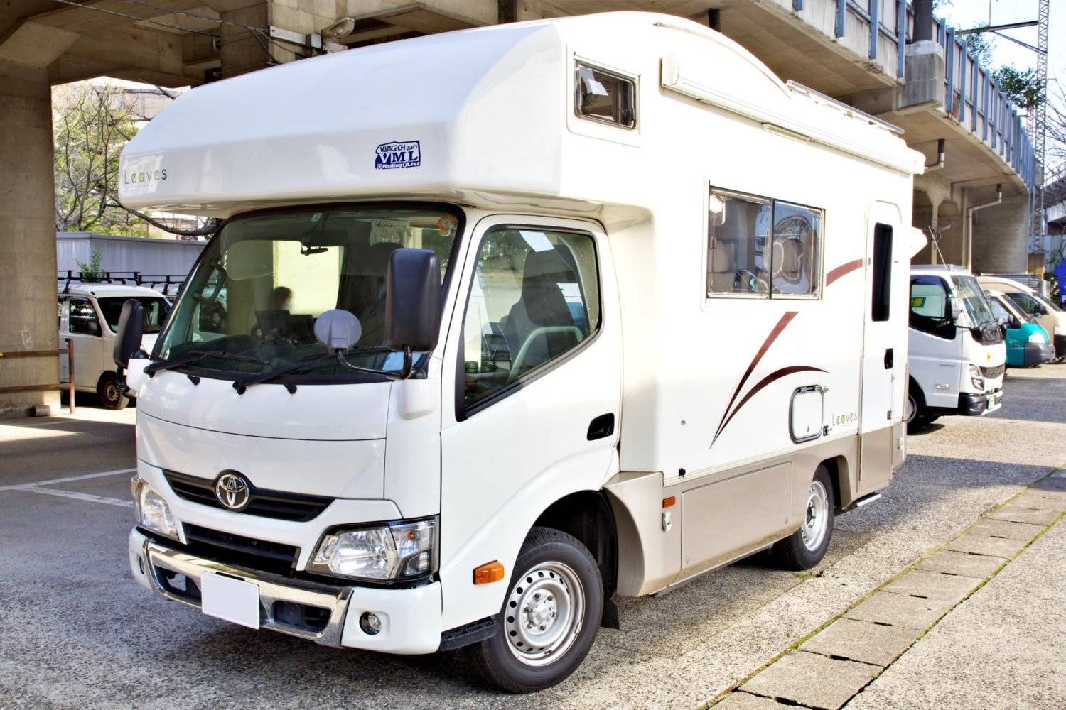 Young's Holidays 【Tokyo】Japan 6ppl RV Caravan 24 hours Rental Experience(JTMS2) 12
